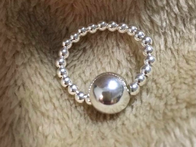 Bague de perles 3mm et une perle 1cm -_yythk
