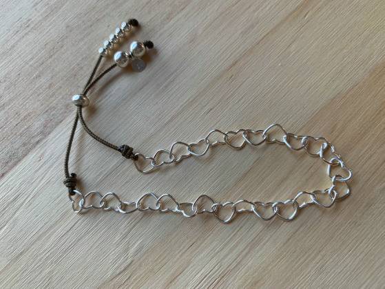 Bracelet chaîne coeur 15cm avec fermoir - 17€