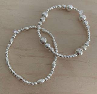 Brcelet de perles variées - 30 € 35€